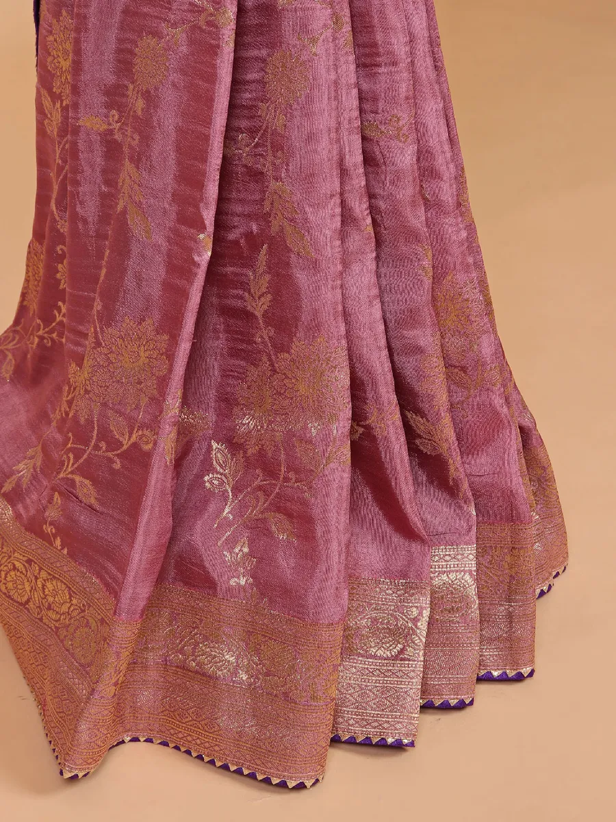 Latest onion pink saree in silk