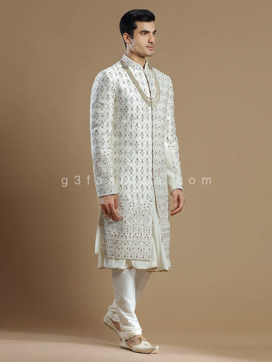 Lavish groom wear raw silk sherwani in cream