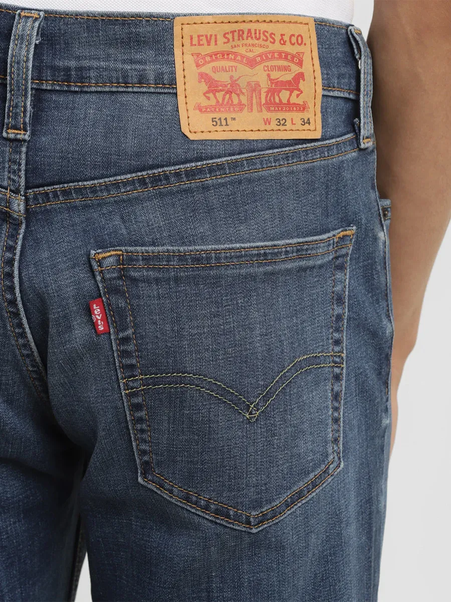 LEVIS slim jeans in blue washed
