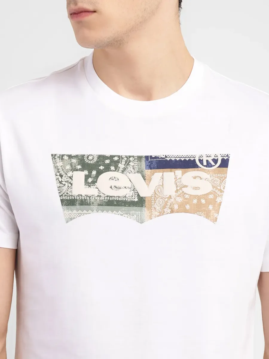 Levis white brand logo t-shirt