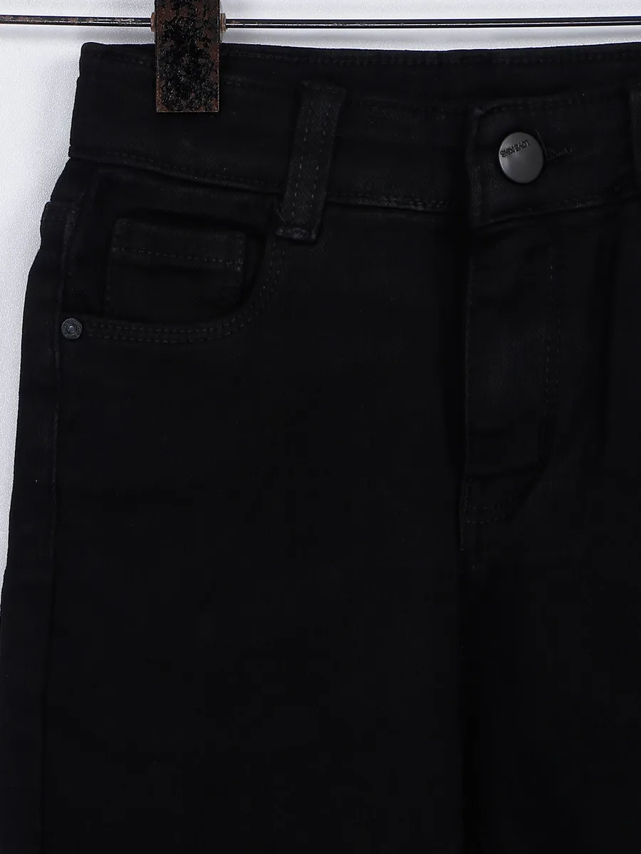 Lovekins black denim capri