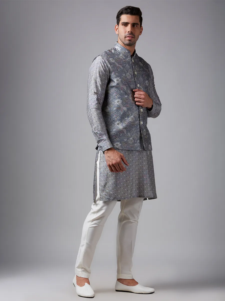 Printed grey waistcoat set in silk