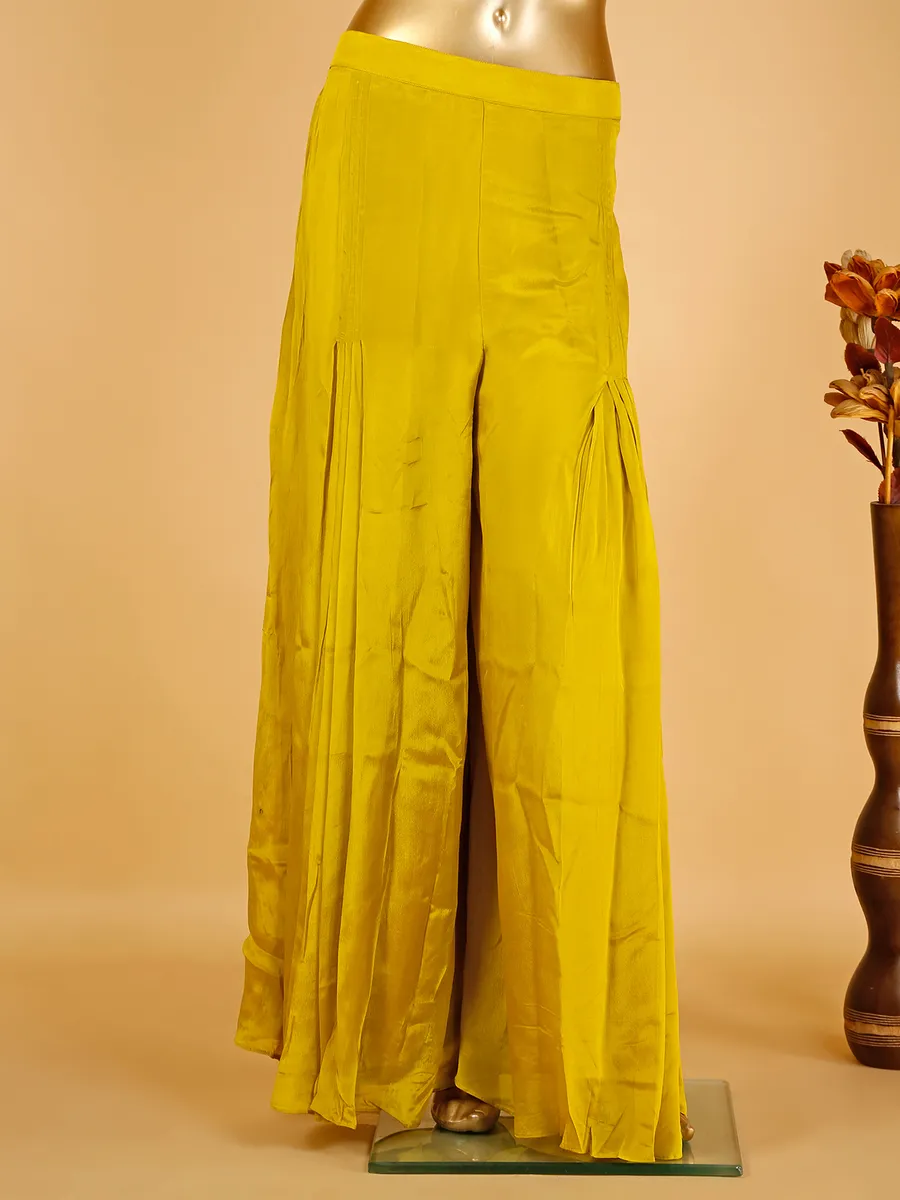 Mustard yellow palazzo suit in silk