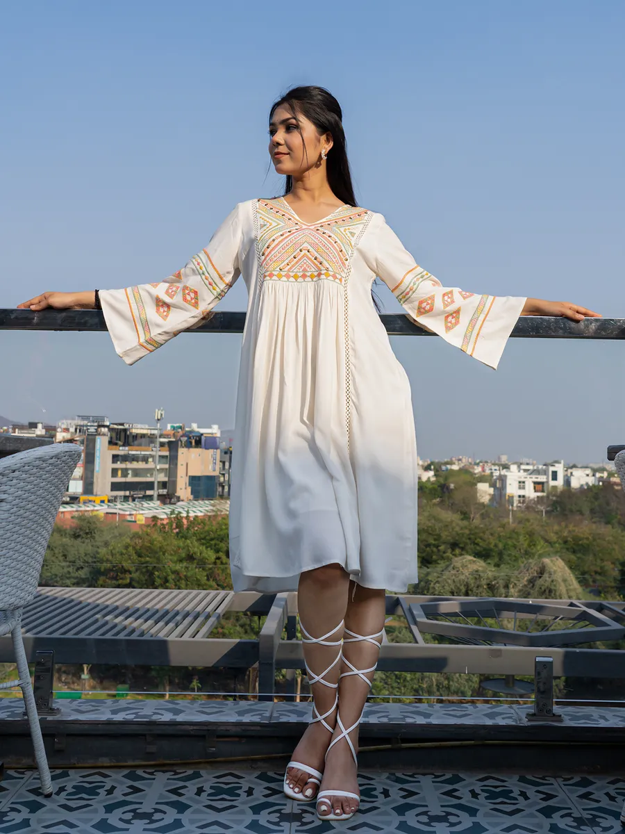 Off-white cotton silk casual kurti