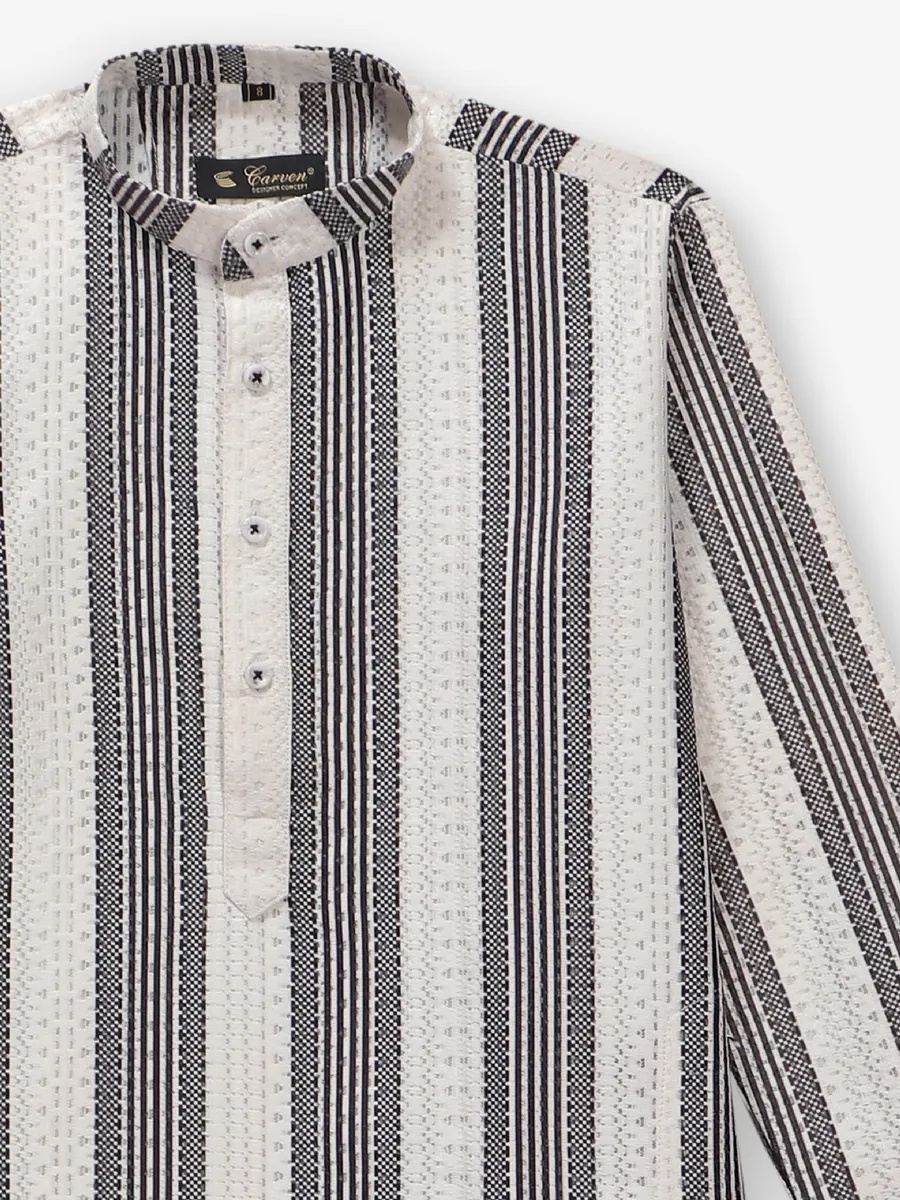 Off-white cotton silk kurta suit for boys