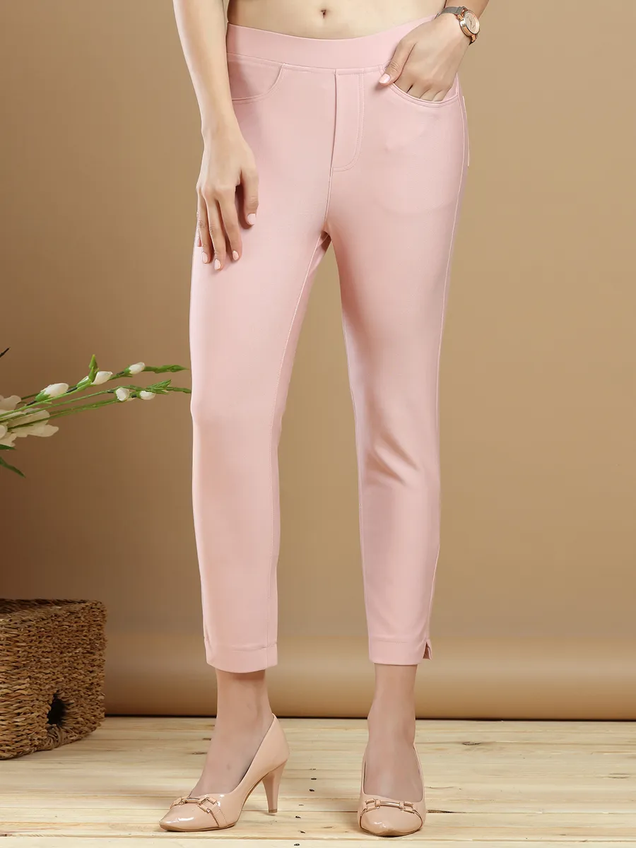 Peach plain color jeggings for womens in lycra