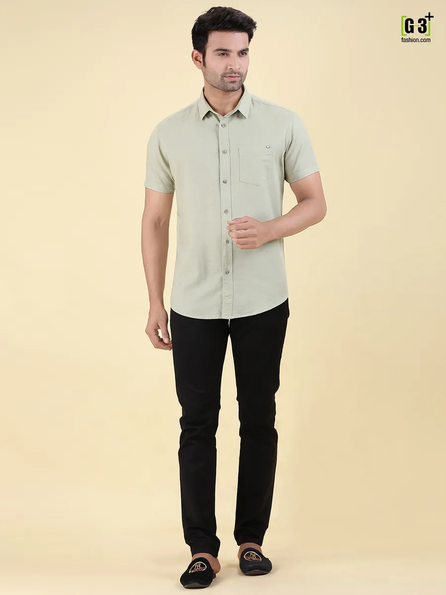 Pioneer pista green patch pocket solid shirt