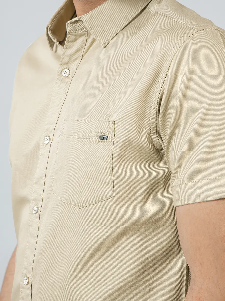 Pioneer solid beige cotton casual shirt
