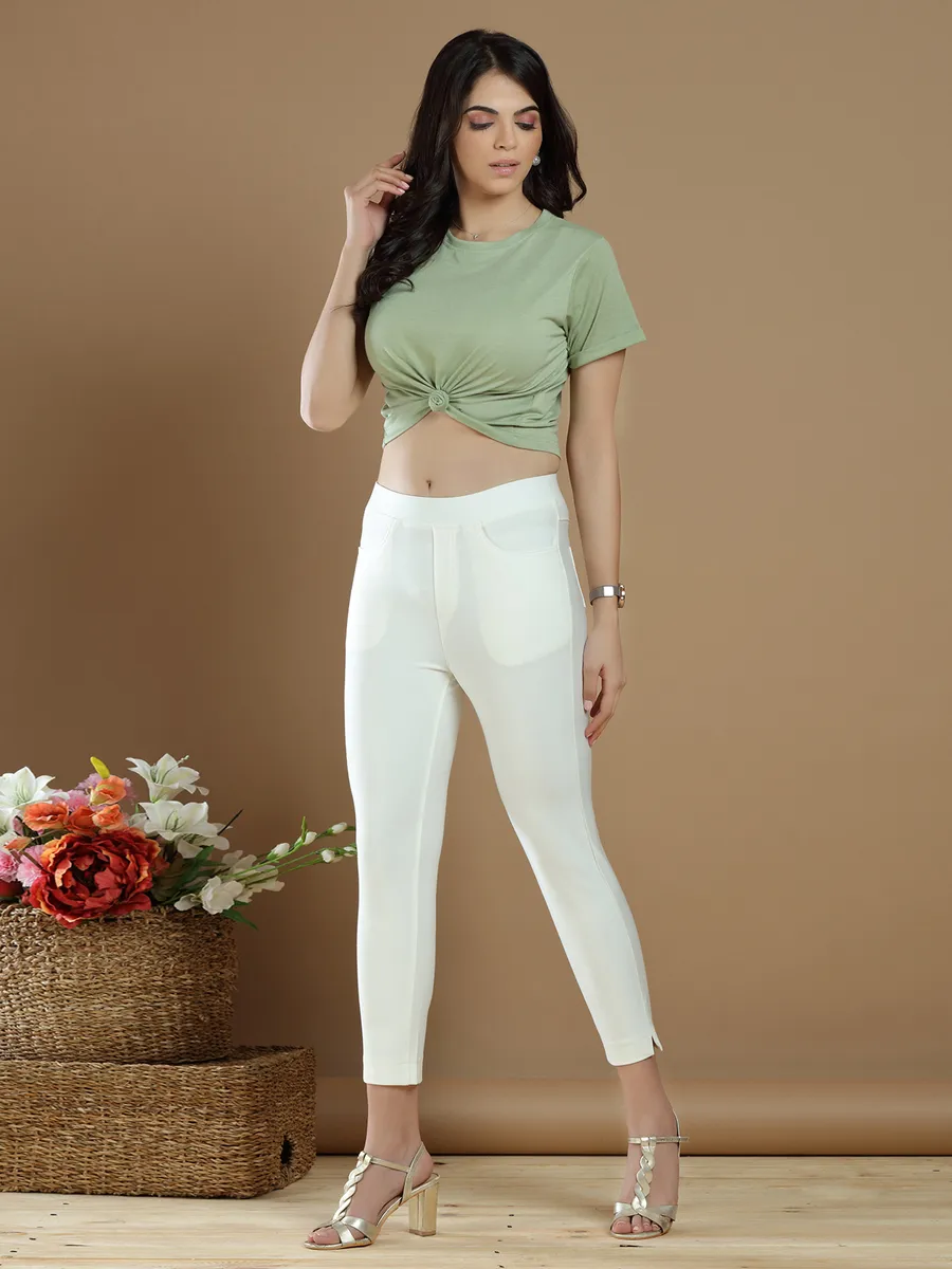 Plain white lycra casual wear jeggings