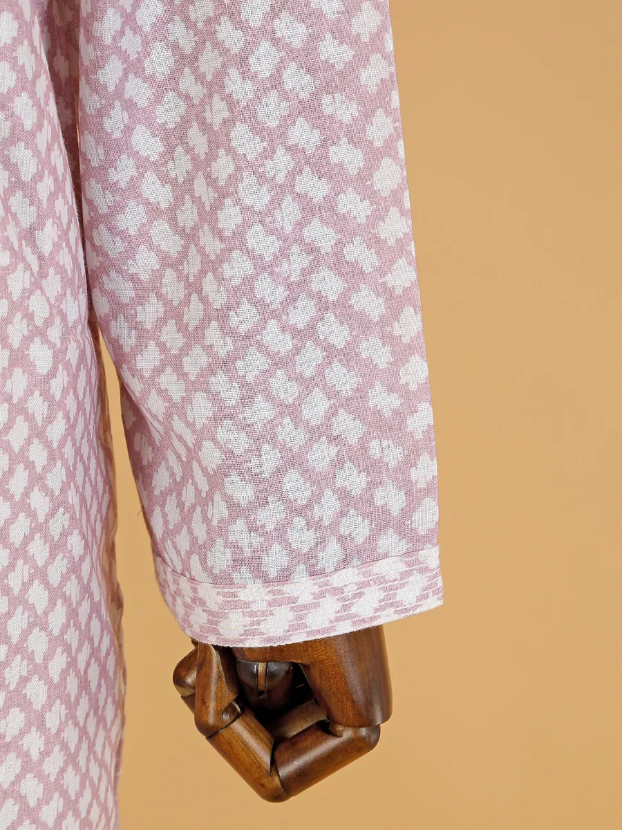 Printed light pink  Men Kurta pajama in cotton