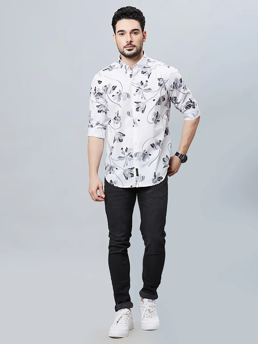 RIVER BLUE white floral printed shirt