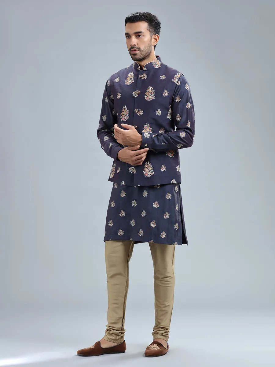 Stunning navy waistcoat set in silk