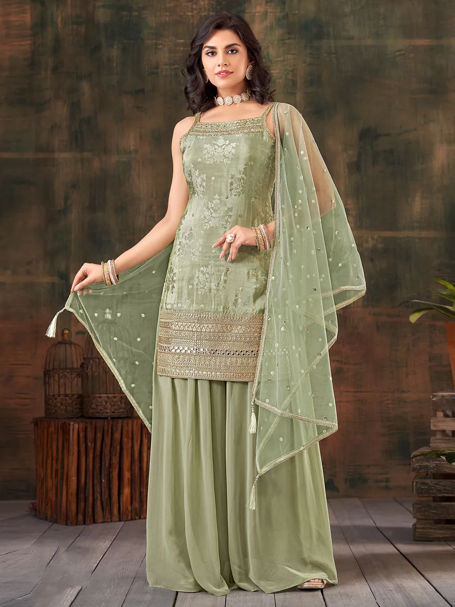 Stunning pista green silk palazzo suit