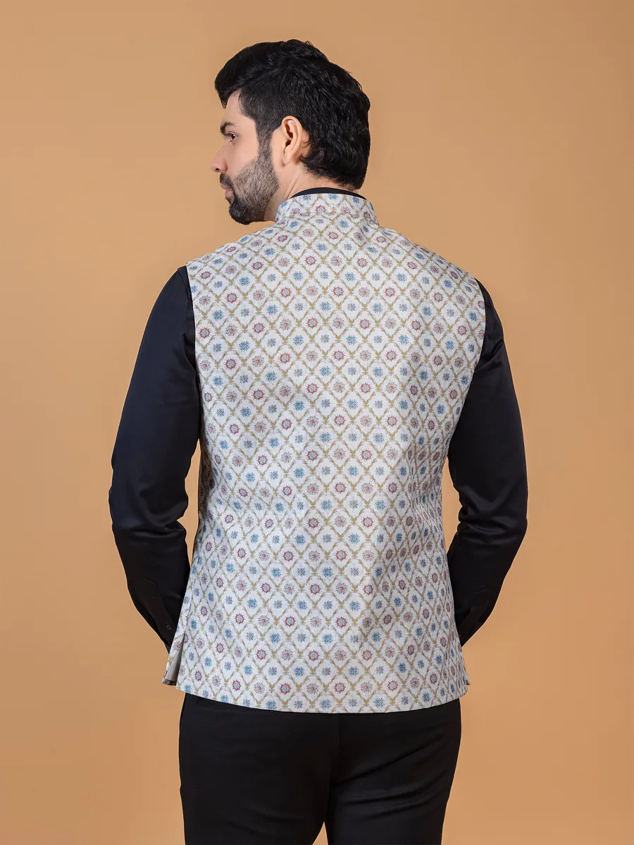 Stunning white printed waistcoat