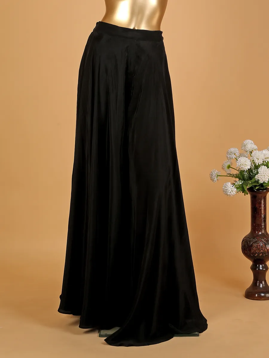 Stylish black silk palazzo suit