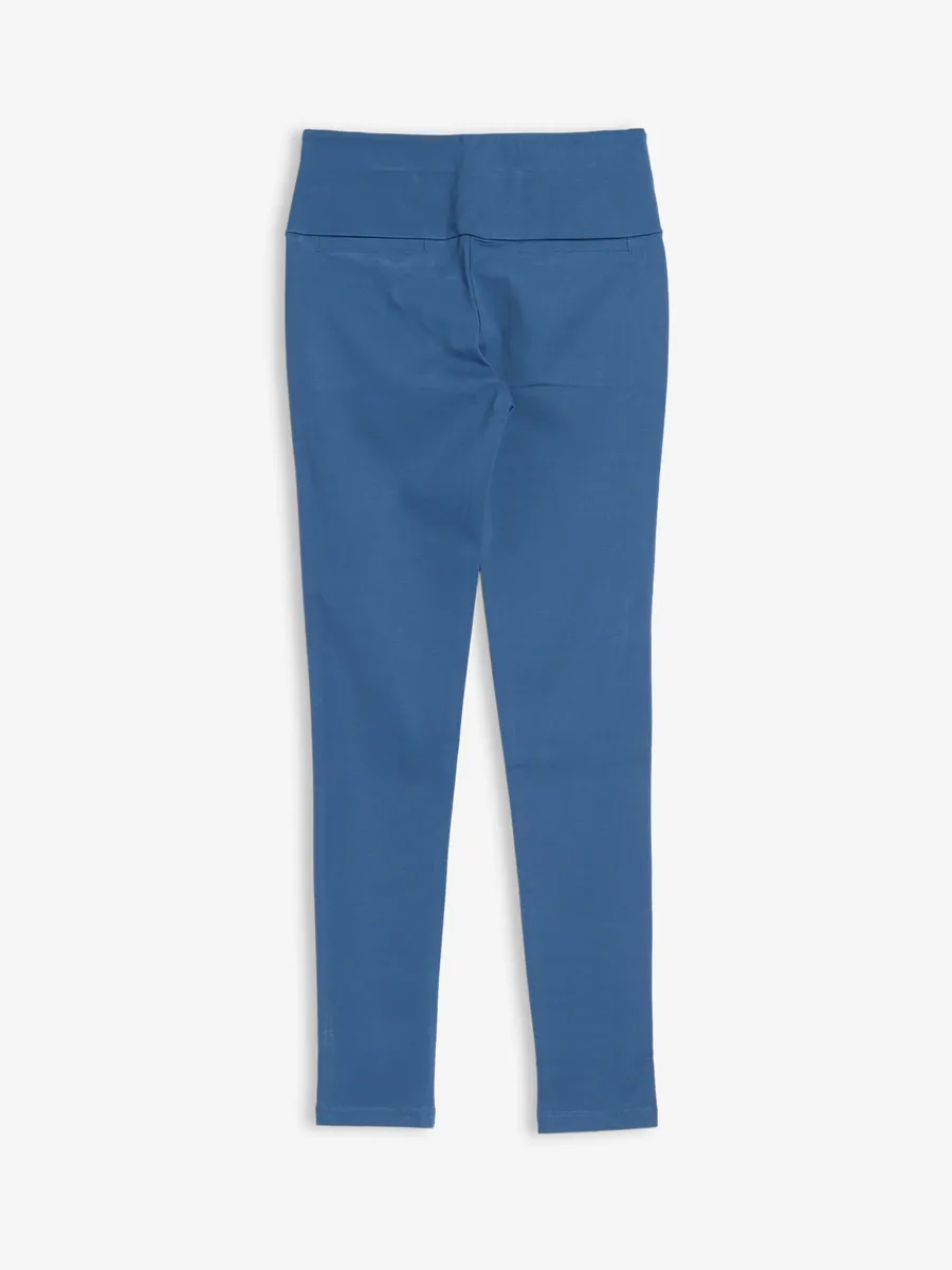 Stylish blue cotton jeggings