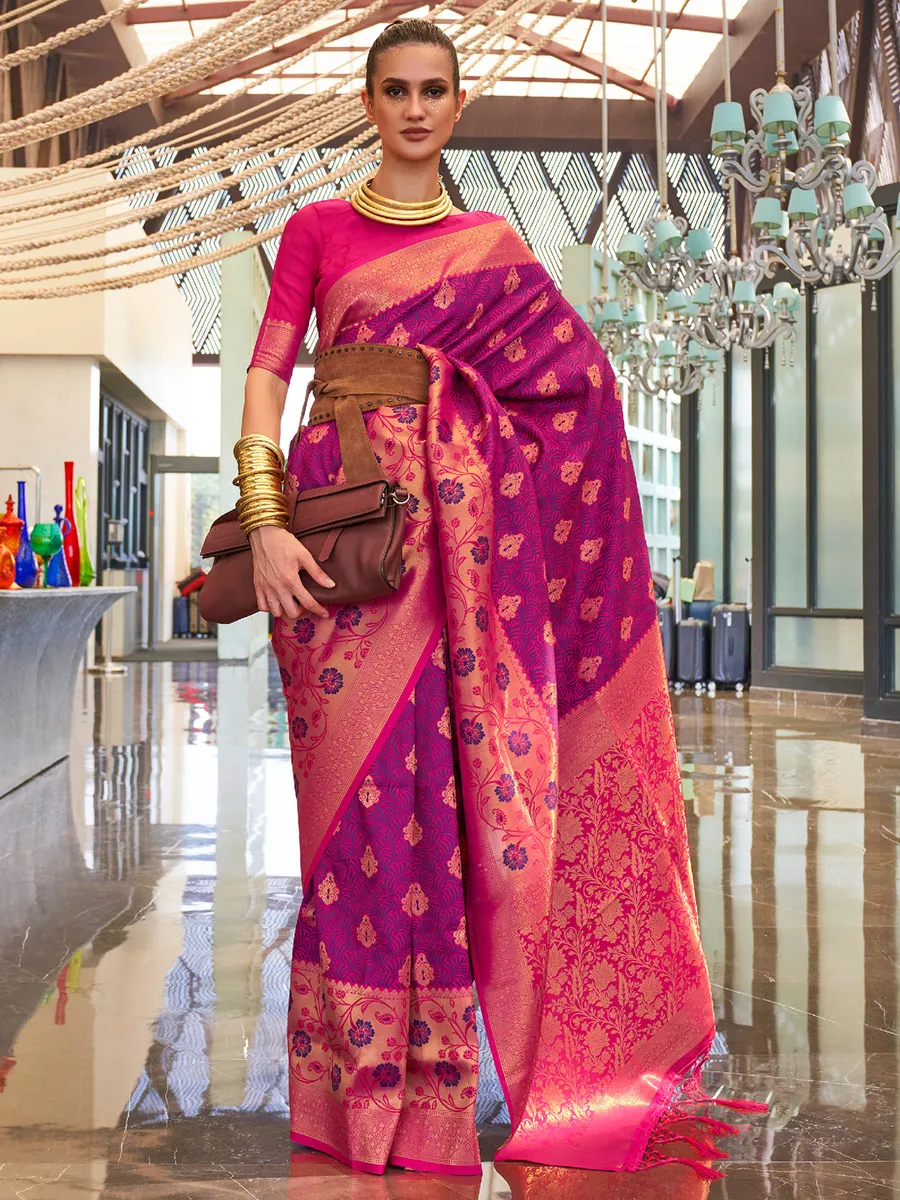 Stylish magenta saree in silk