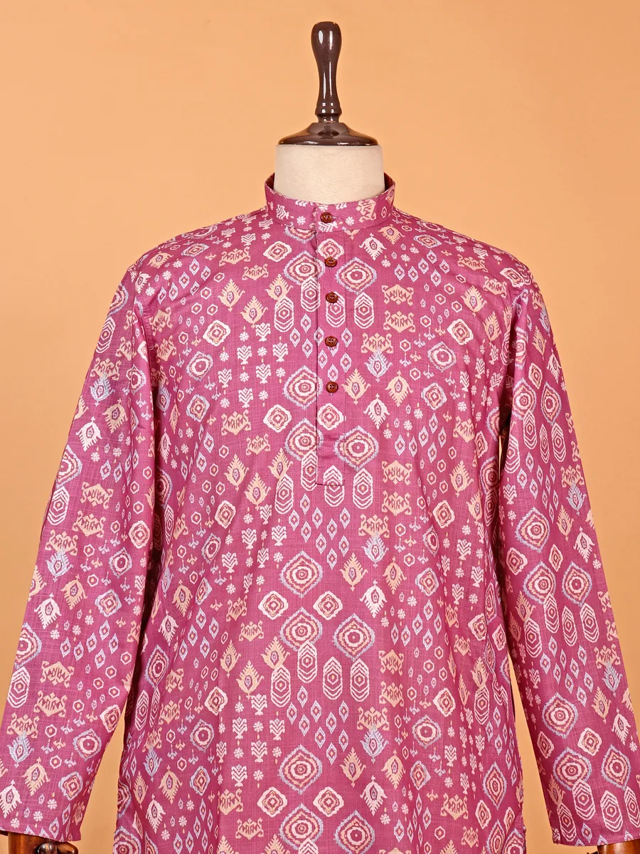 Stylish pink printed kurta suit in cotton