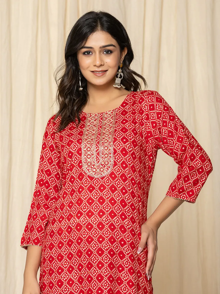 Stylish red printed kurti set in silk