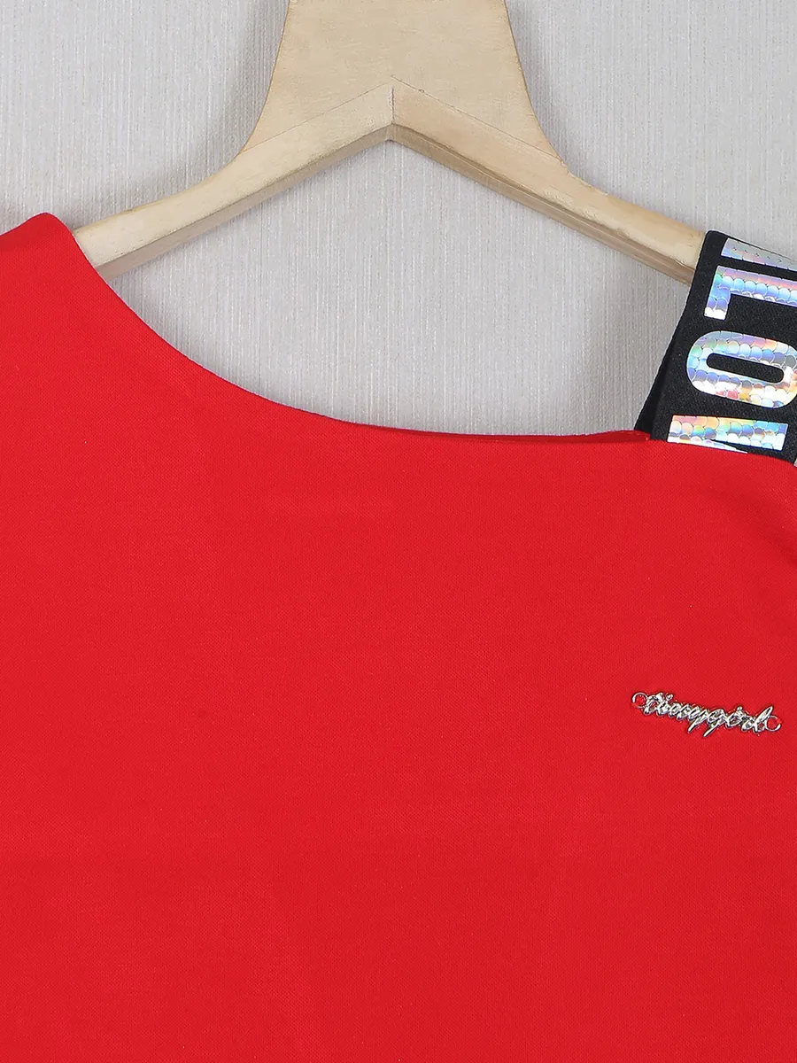 Girls solid red shirt online
