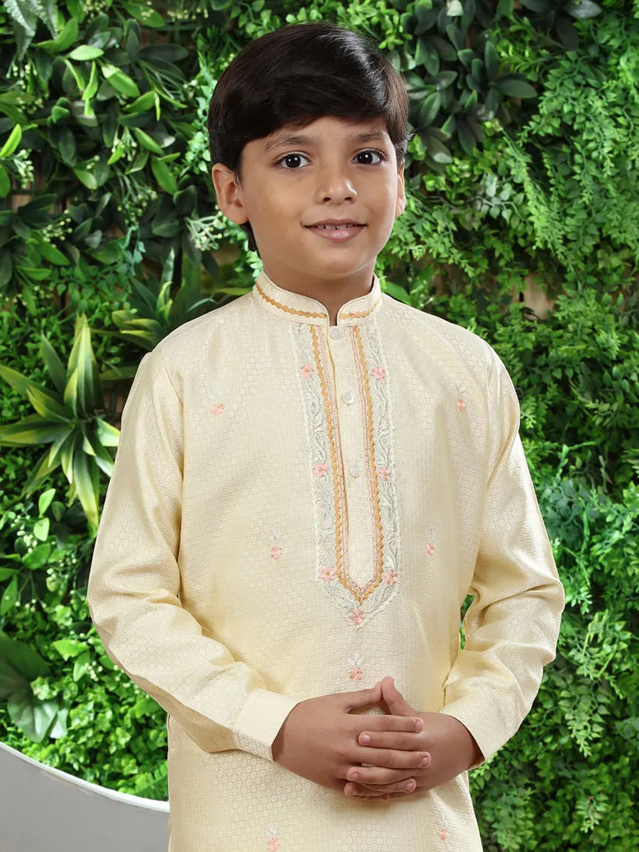 Trendy cream kurta suit for festive