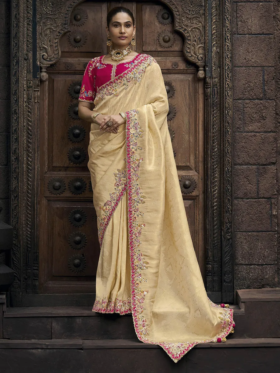 Trendy golden viscose saree