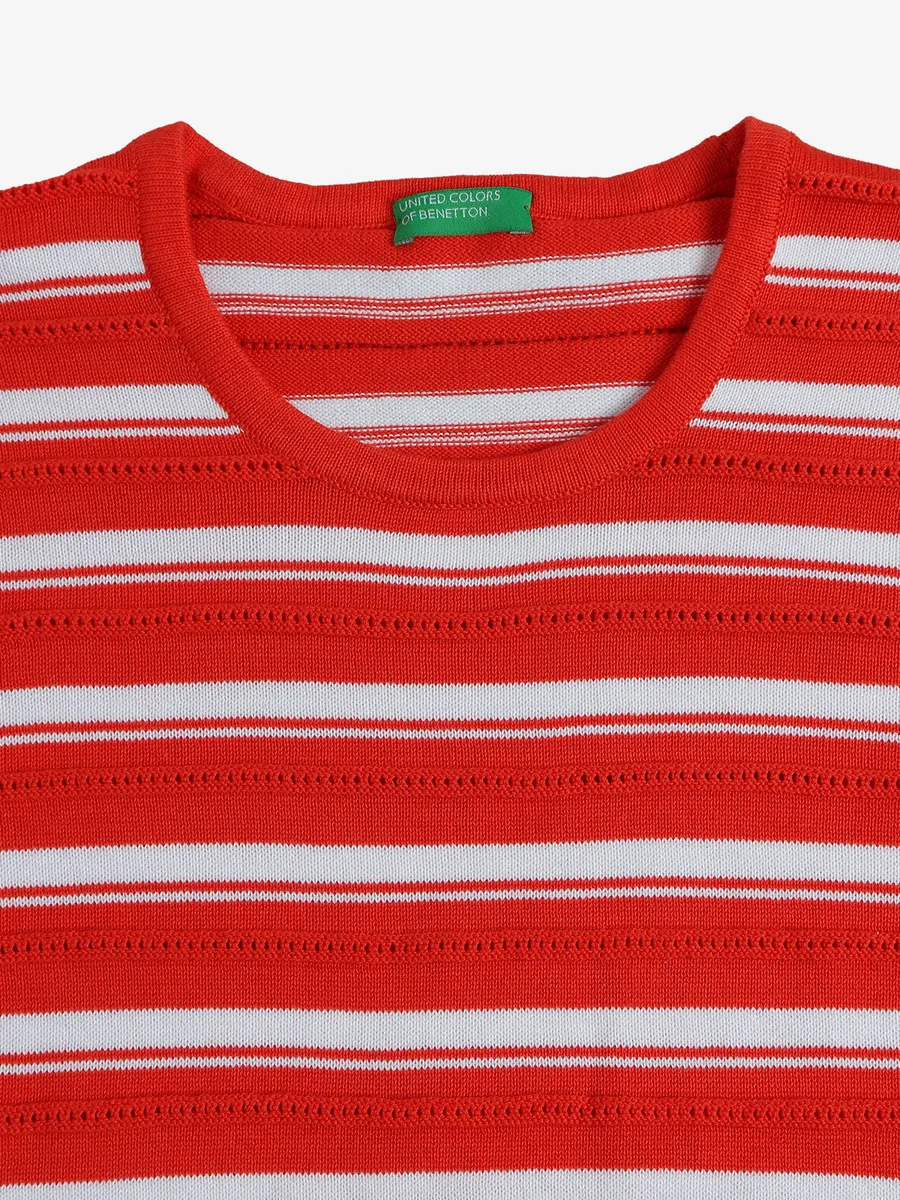 UCB red stripe top