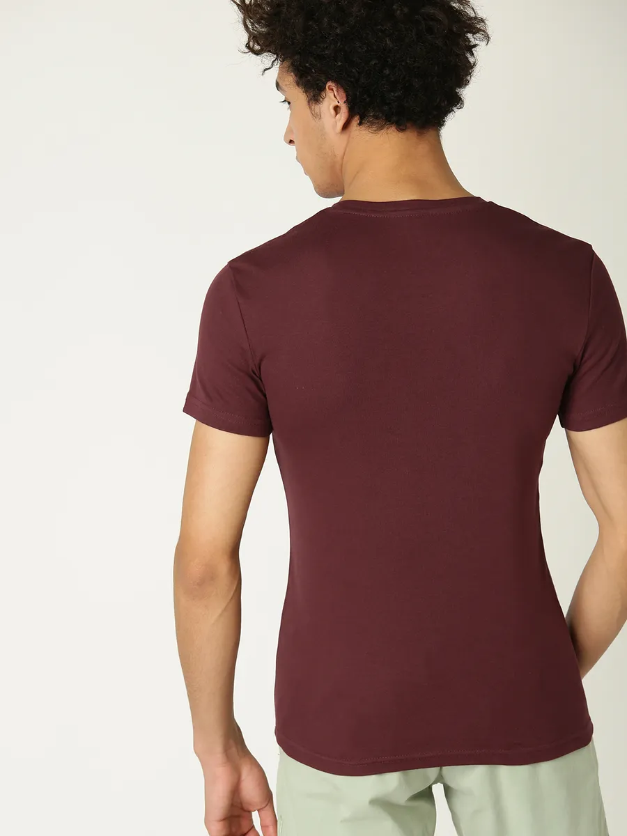 United Colors of Benetton solid maroon t-shirt