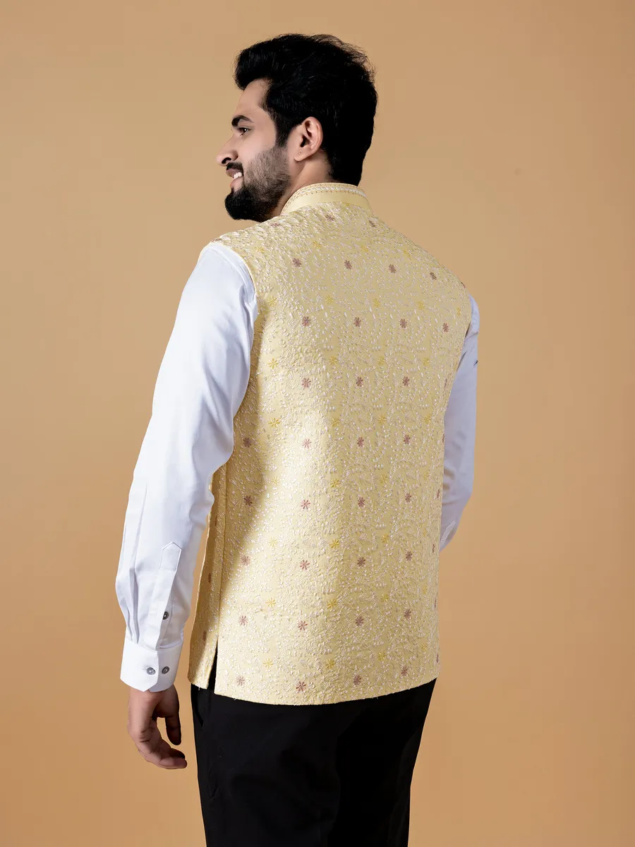 Yellow rich silk waistcoat with embroidery