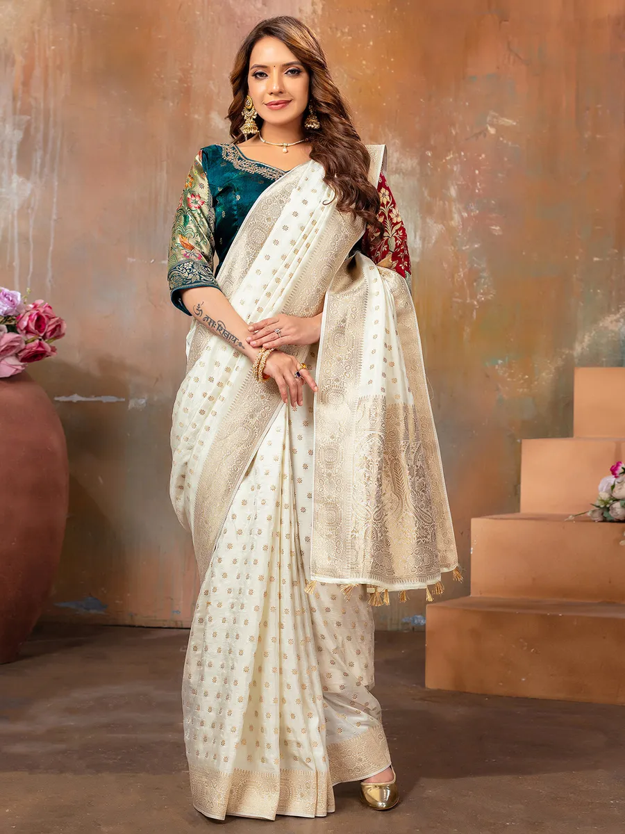 Dola silk off-white saree for wedding