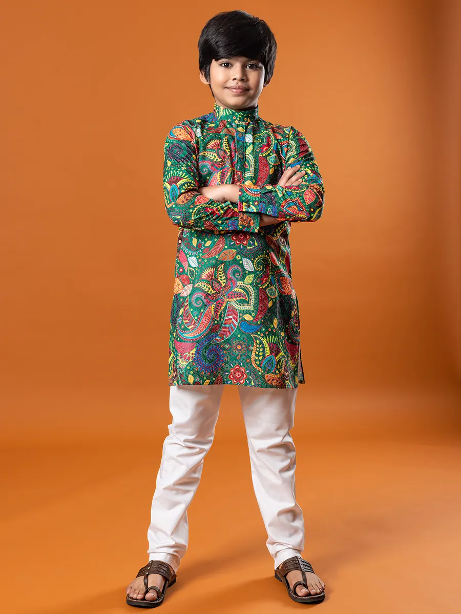 Green textured embroideried kurta suit for boys