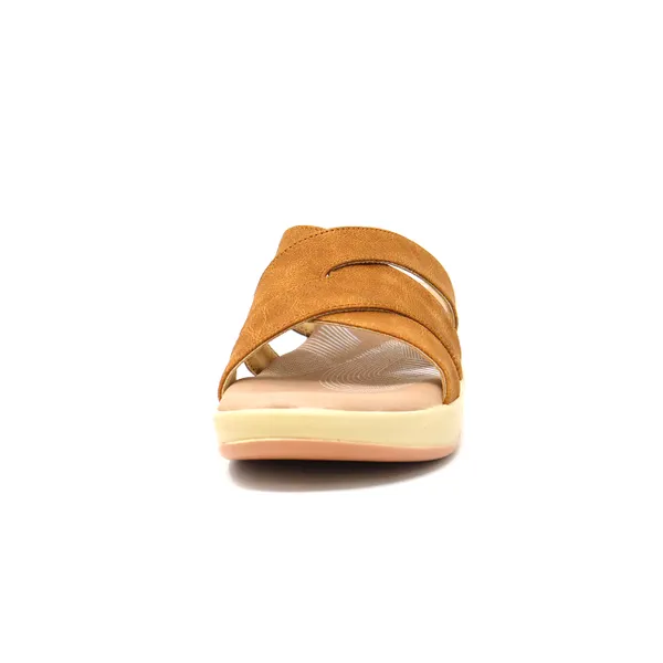 Hooves Women Tan Slippers