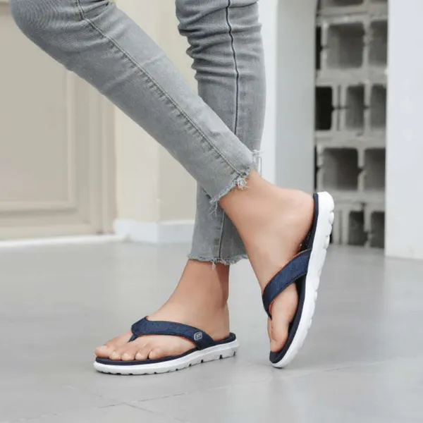 Zippers Women V-Strap Slippers