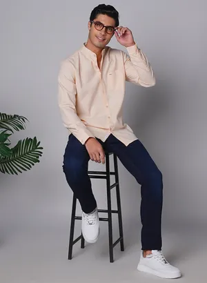 Oxemberg Men Slim Fit Solid Casual Shirt