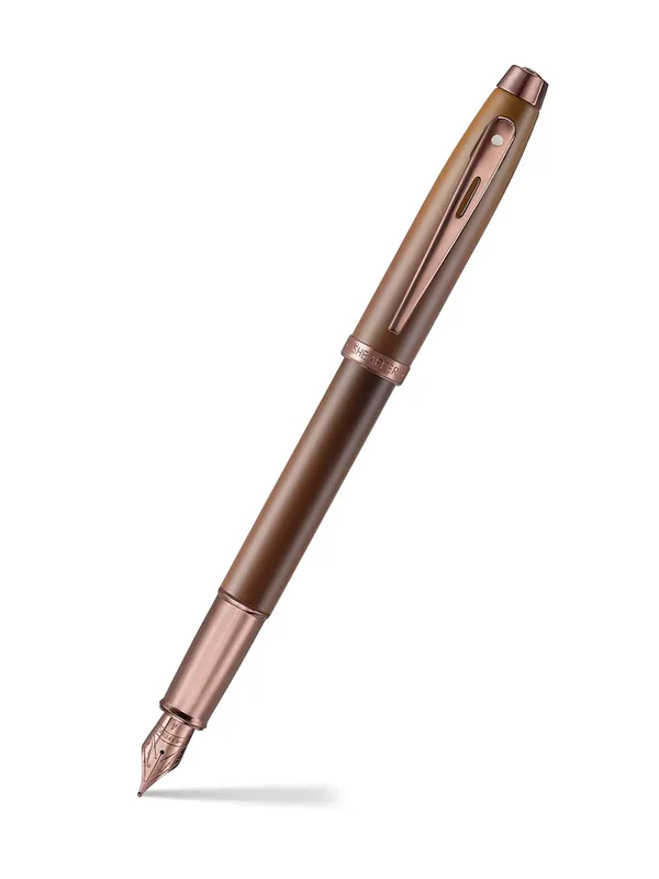 Lamy Set Safari Fountain Pen (Medium) - Red with Keyring