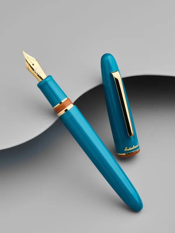 Lamy Set Safari Fountain Pen (Medium) - Red with Keyring