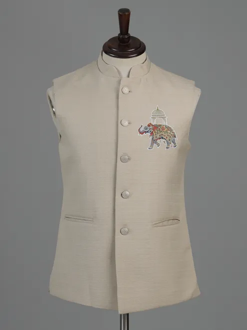 Beige silk waistcoat with embroidery