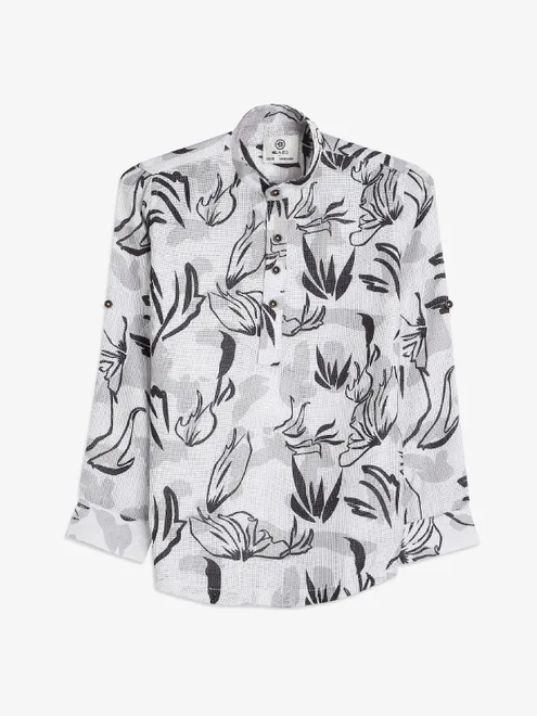 Blazo off white cotton printed kurta style shirt