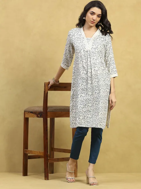 Cream casual wear cotton kurti with print