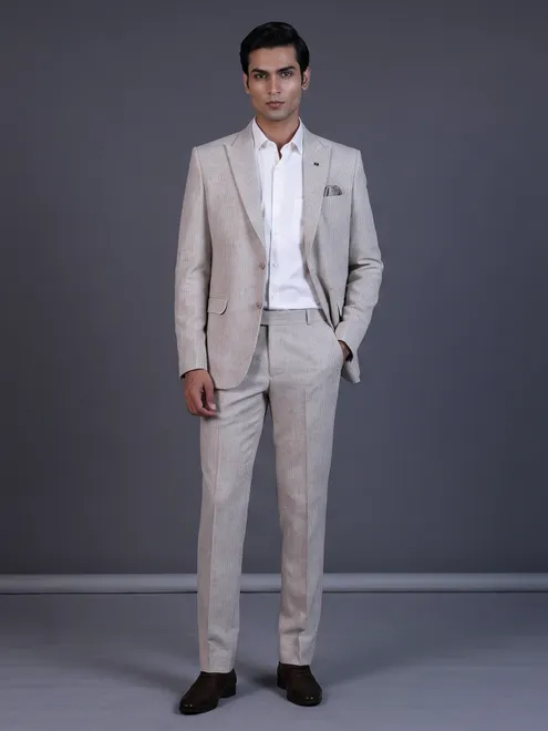 Cream summer coat suit with textured finish and notch lapel