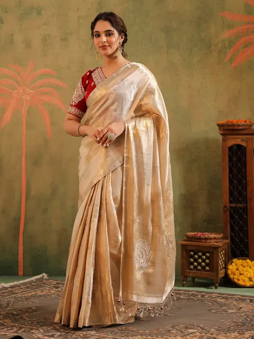 Cream wedding wear silk saree with bold red bloues