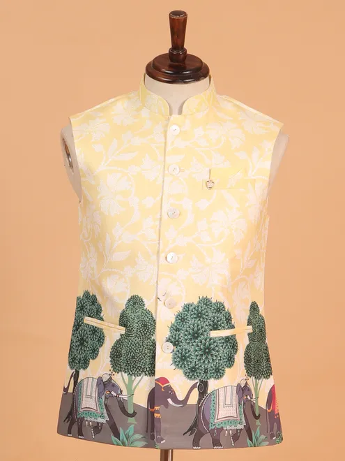 Dashing printed waistcoat in cotton silk for men