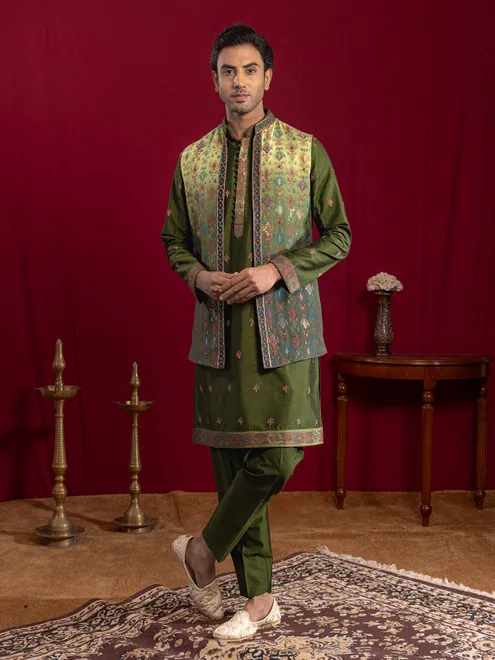 Green shaded waistcoat set in cotton silk