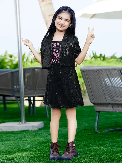 Leo n Babes black jacket style dress