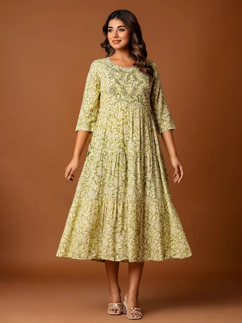 Mehendi green cotton silk yoke kurti with aabla and embroidery