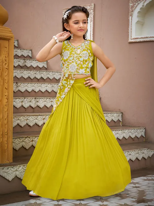 Mehendi green georgette lehenga choli with attached dupatta