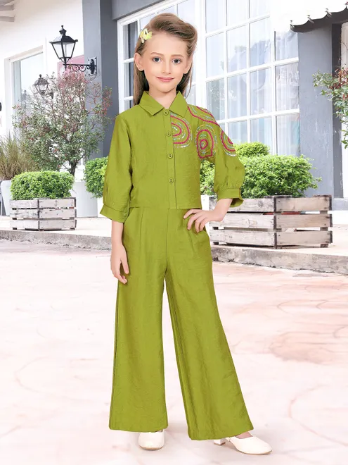 Mehendi green silk co ord set with thread work