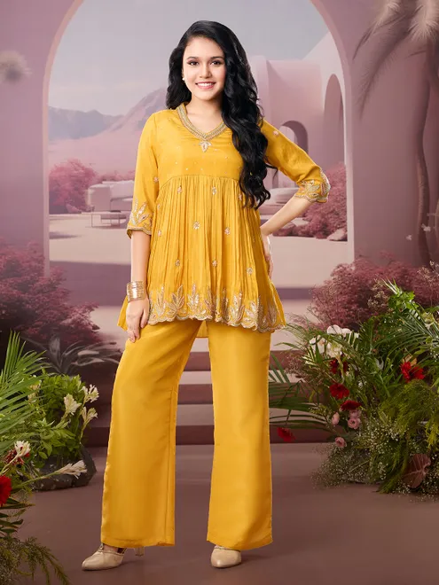 Mustard yellow silk quarter sleeve palazzo suit
