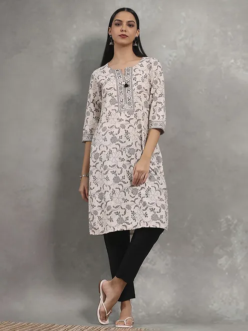 Off white cotton printed kurti for women casual wear