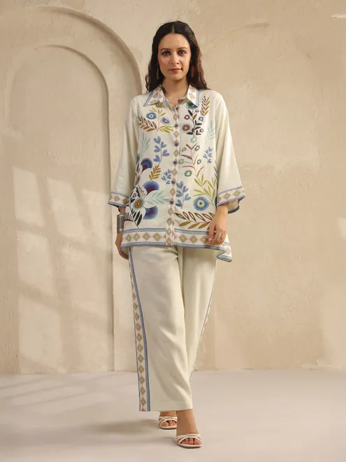 Off white silk printed co ord set for casual